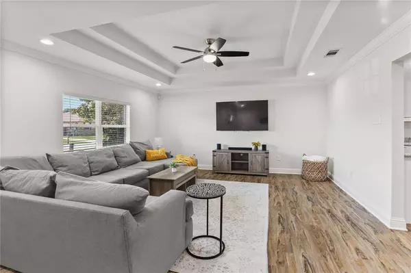 7509 LIGUSTRUM DR, New Orleans, LA 70126