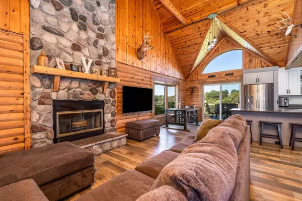 11A55 Fairway Drive, Apple River, IL 61001