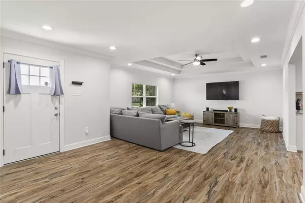 7509 LIGUSTRUM DR, New Orleans, LA 70126