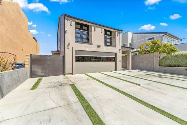 16662 Intrepid LN, Huntington Beach, CA 92649