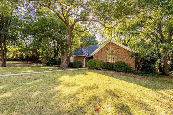 109 Elm Creek, Pottsboro, TX 75076