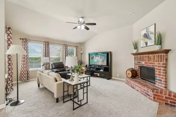 434 TURNBERRY WAY, Cibolo, TX 78108-4336