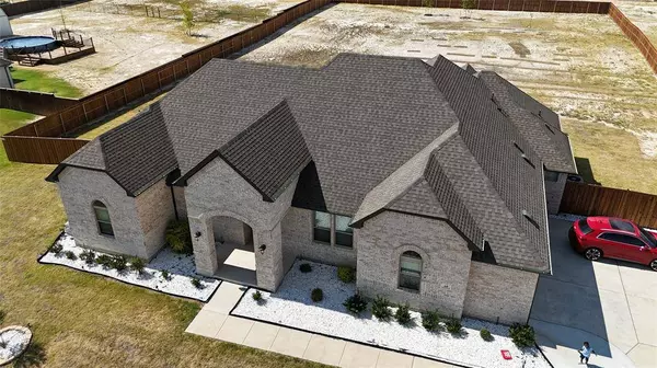 60 Tamminga TRL, Waxahachie, TX 75167