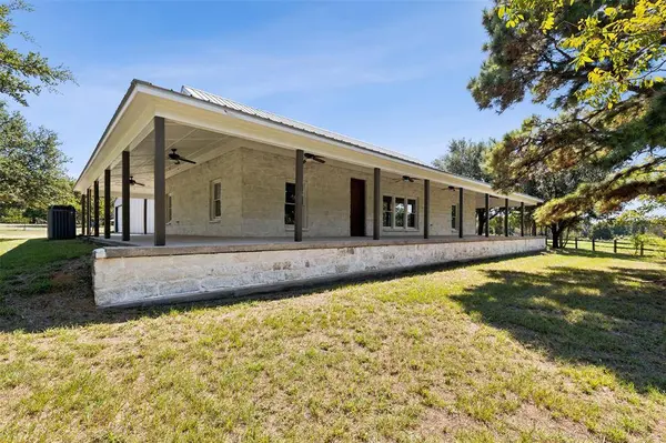 3700 County Road 530b, Burleson, TX 76028