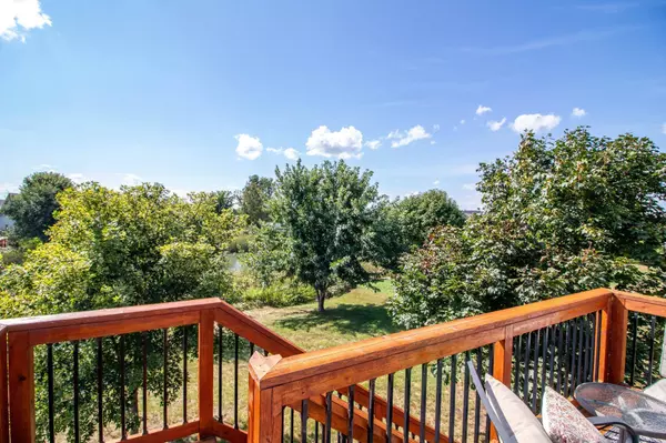 678 Brianna DR, Sartell, MN 56377