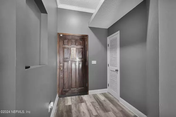 8959 BRIDGE CREEK DR W, Jacksonville, FL 32244