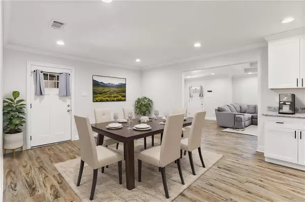 7509 LIGUSTRUM DR, New Orleans, LA 70126