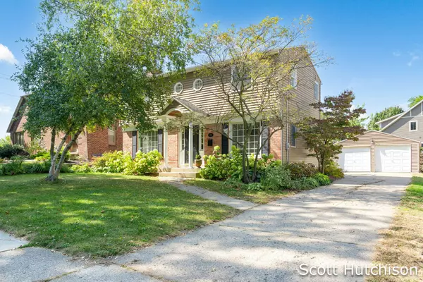 1555 Groton SE Road, Grand Rapids, MI 49506