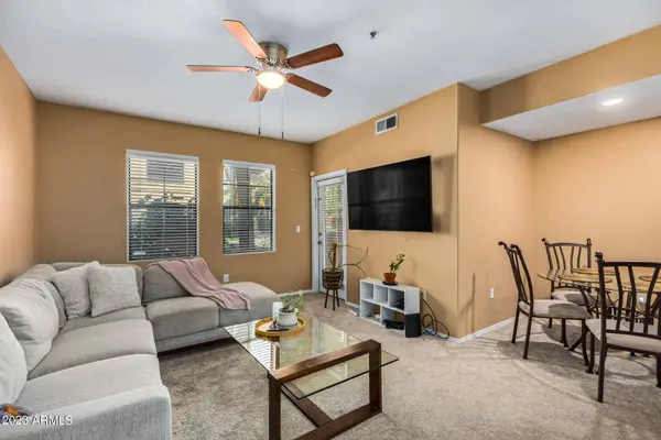 5302 E VAN BUREN Street #1067, Phoenix, AZ 85008