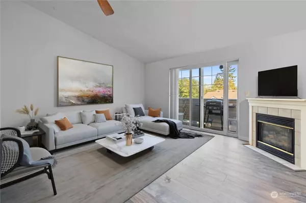 1001 W Casino #D302, Everett, WA 98204