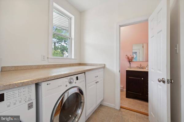 541 S MELVILLE ST, Philadelphia, PA 19143