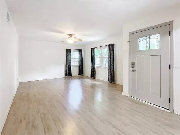 710 34TH AVE S, Saint Petersburg, FL 33705