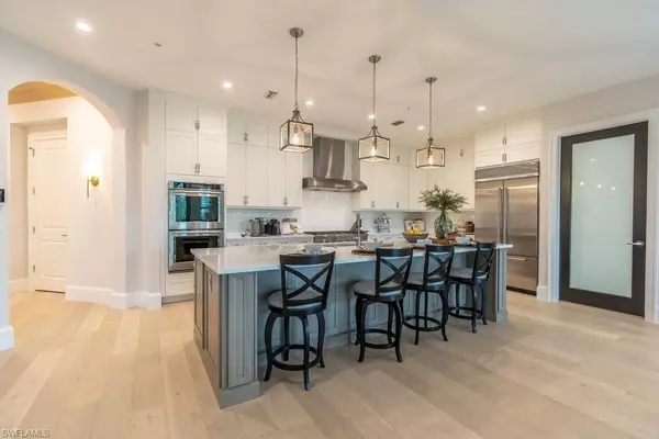 16320 CORSICA WAY #201, Naples, FL 34110