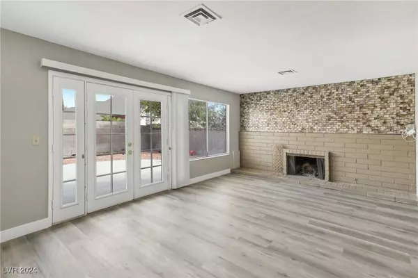 4323 Cranbrook Circle, Las Vegas, NV 89103