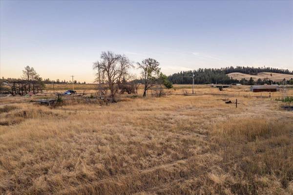 13808 W Taylor Rd, Cheney, WA 99004