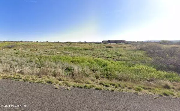 19860 E Prickly Pear DR, Mayer, AZ 86333