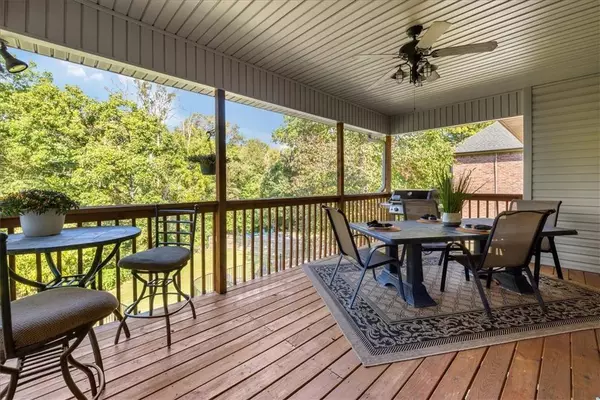 502 Sims Dr, Bentonville, AR 72712