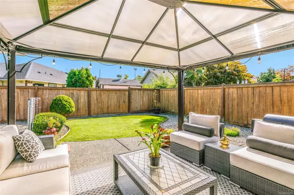 270 Chestnut St, Parksville, BC V9P 2V7