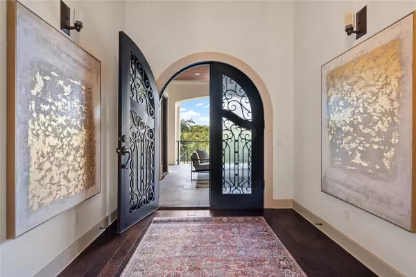 307 Camino Arbolago, Lakeway, TX 78734