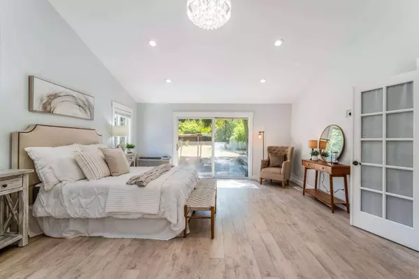 21513 Betty Ann CT, Los Gatos, CA 95033