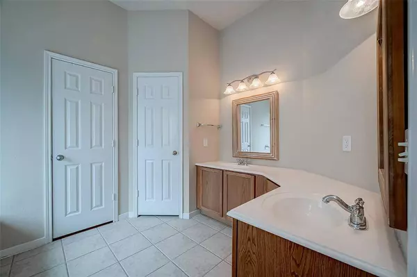 3311 Chadington Ln, Spring, TX 77388-2996