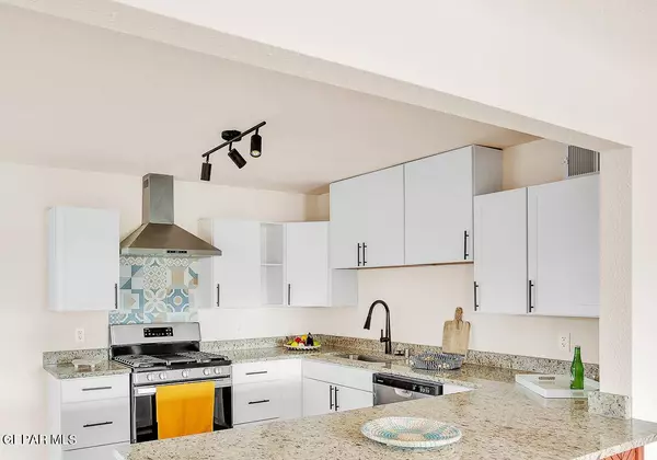 5037 BRAGG AVE, El Paso, TX 79904