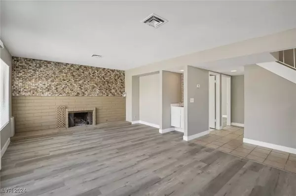 4323 Cranbrook Circle, Las Vegas, NV 89103