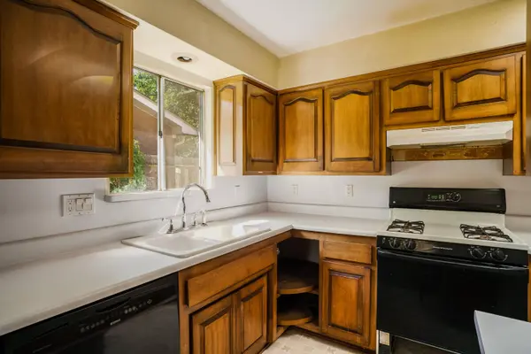 1708 KIRBY ST NE, Albuquerque, NM 87112