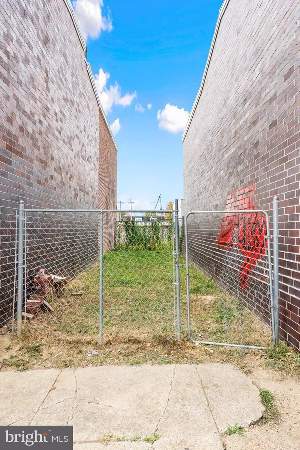 312 E 10TH ST, Wilmington, DE 19801