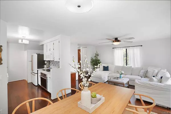 8450 Via Sonoma #104, La Jolla, CA 92037