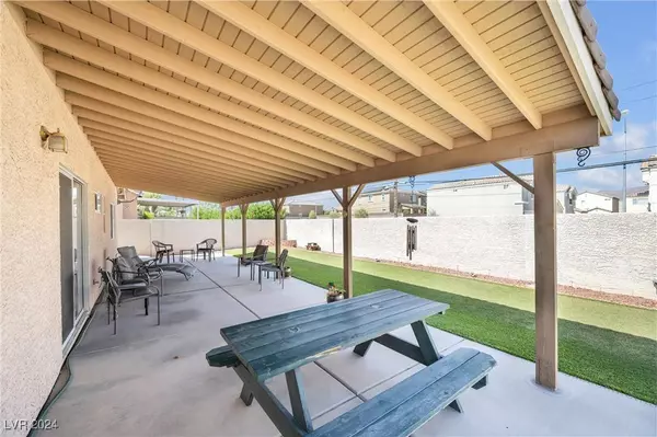 2518 Old Town Drive, North Las Vegas, NV 89031