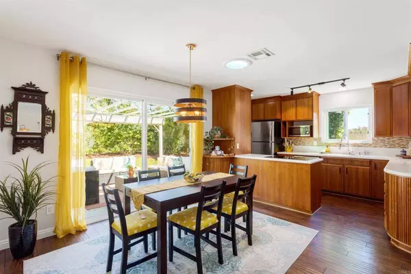 3760 Catalina DR, Carlsbad, CA 92010