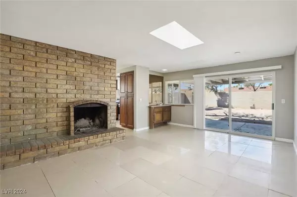 4407 De Forest Street, Las Vegas, NV 89103