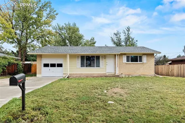 163 Grinnell ST, Colorado Springs, CO 80911