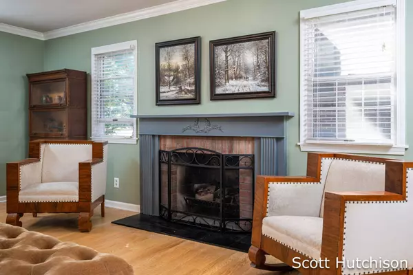 1555 Groton SE Road, Grand Rapids, MI 49506