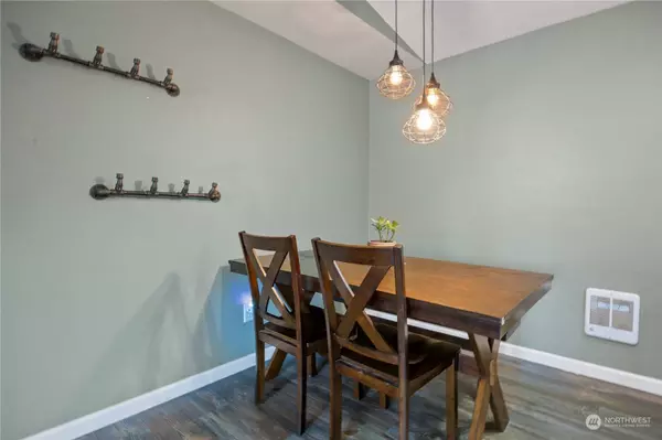 1001 W Casino #D302, Everett, WA 98204