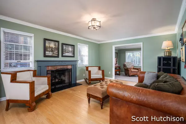 1555 Groton SE Road, Grand Rapids, MI 49506