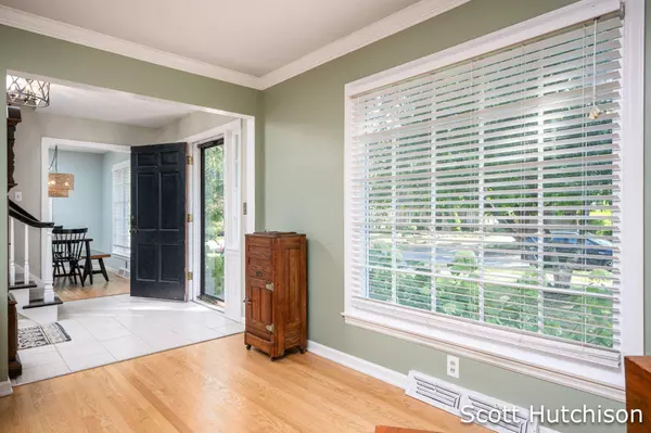 1555 Groton SE Road, Grand Rapids, MI 49506