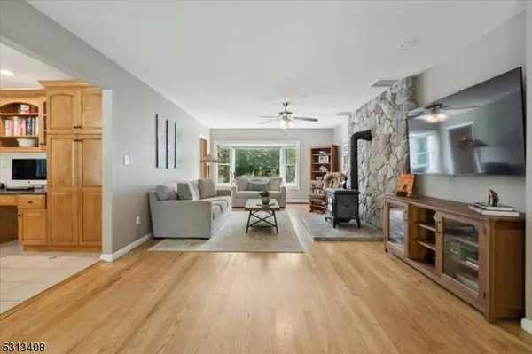 21 Little Big Horn, Ringwood Boro, NJ 07456