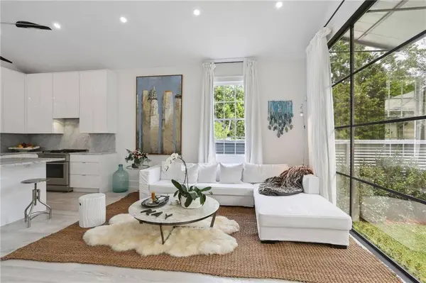 5408 CONSTANCE ST, New Orleans, LA 70115