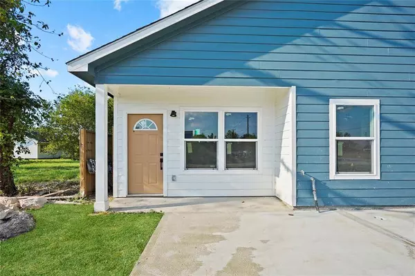 9733 Richcroft ST #A and B, Houston, TX 77029