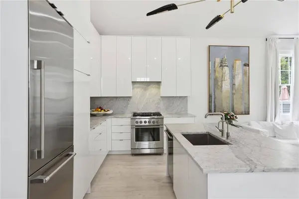 5408 CONSTANCE ST, New Orleans, LA 70115