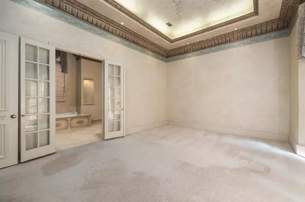 402 Hogans Drive, Trophy Club, TX 76262