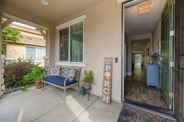 1101 Barnhill LN, Lincoln, CA 95648