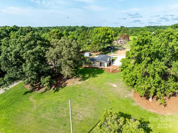 6220 Riggins RD, Marshville, NC 28103