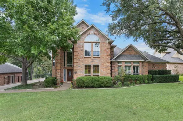 632 Hawthorn Circle, Highland Village, TX 75077