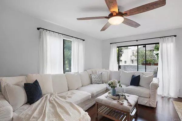 8450 Via Sonoma #104, La Jolla, CA 92037