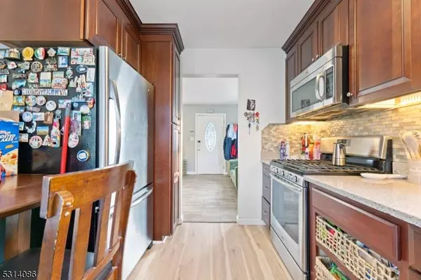 38 Harned Ave, Woodbridge Twp., NJ 08861