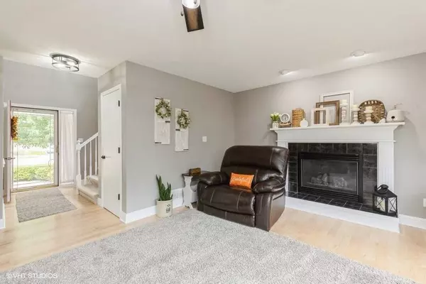 4604 Waterford Drive, West Des Moines, IA 50265