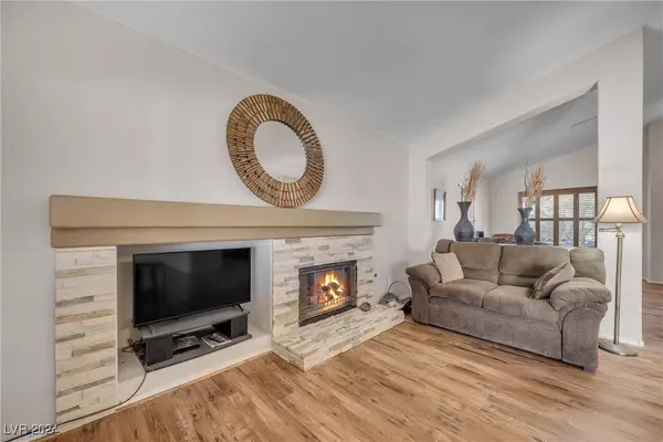 2518 Old Town Drive, North Las Vegas, NV 89031